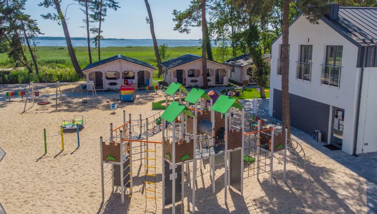 Family-Holiday Spa&Resort Дзивновек Экстерьер фото